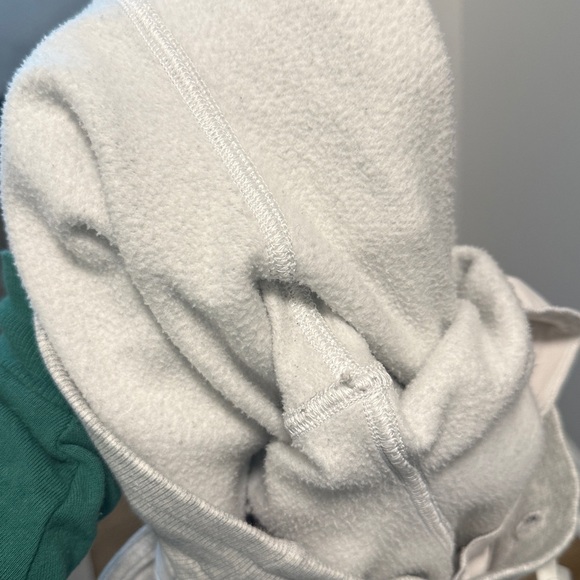 Lululemon High rise Scuba Joggers - Picture 7 of 7